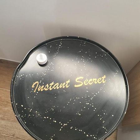 Bed and Breakfast Instant Secret Pourrieres Exterior foto